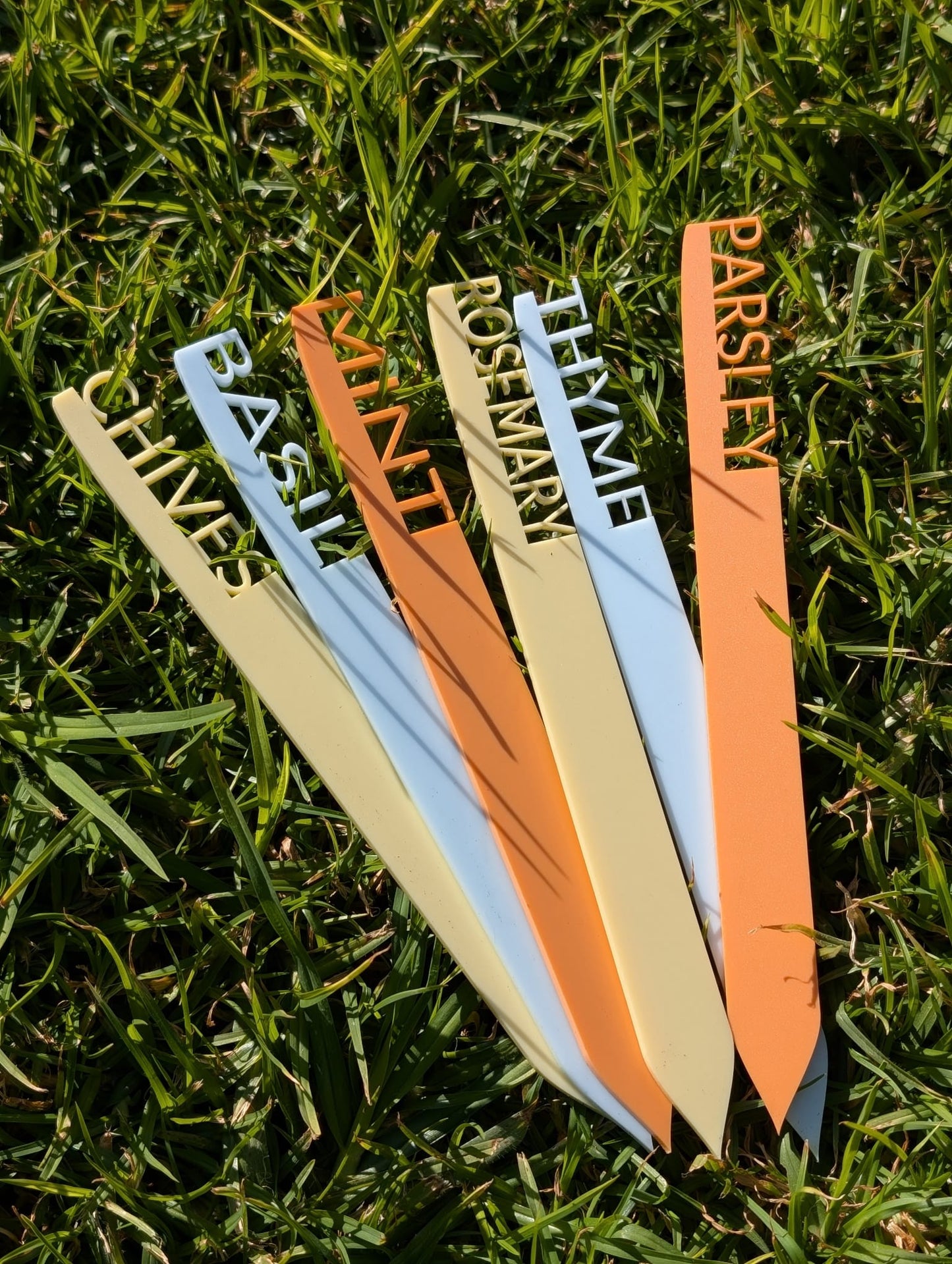 Custom Garden Markers 🌿 - pack of 6